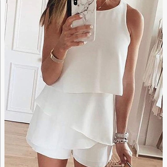 White romper - Picture 2 of 2